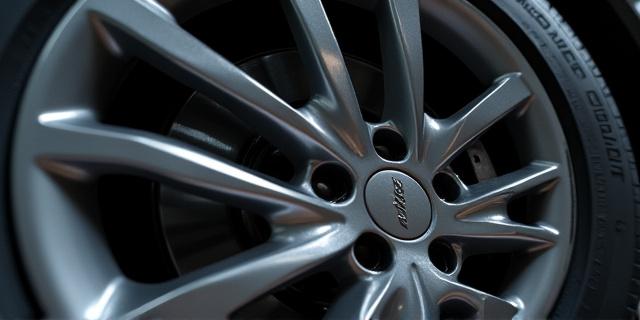 Nærbillede af en perfekt ren alufælg uden bremsestøv